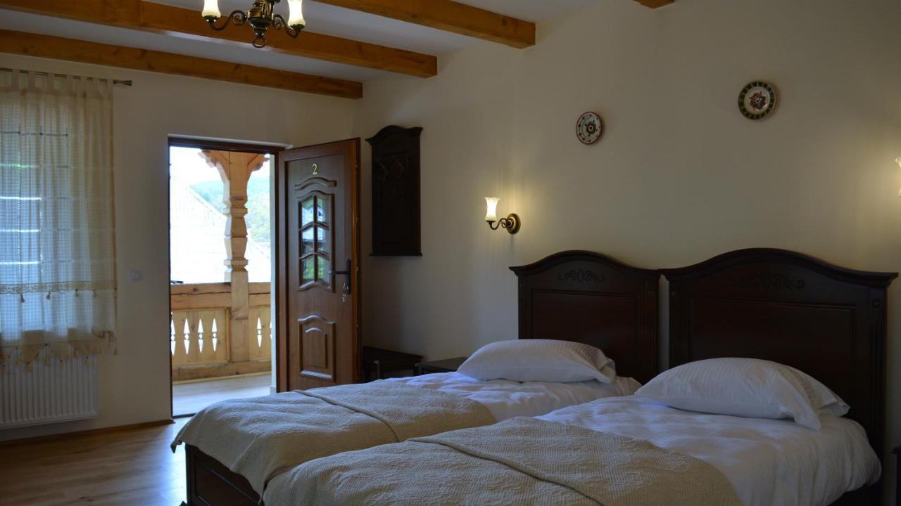 Pensiunea Valea Muntelui Bîrsana Exterior foto