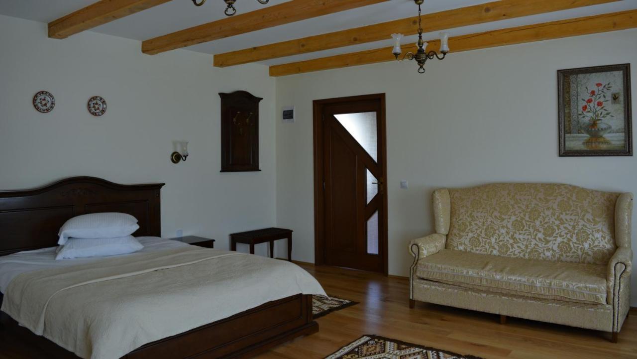 Pensiunea Valea Muntelui Bîrsana Exterior foto